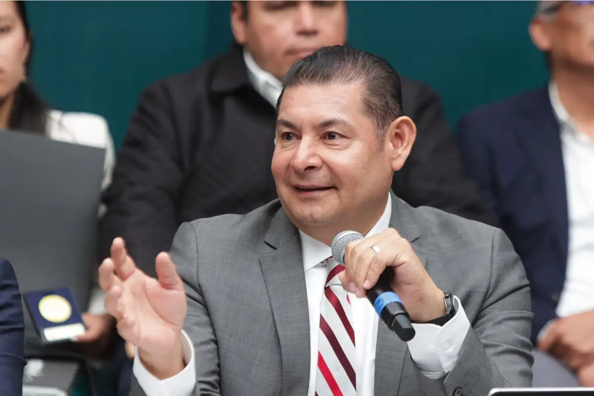 Armenta anuncia reactivación del Teleférico de Puebla