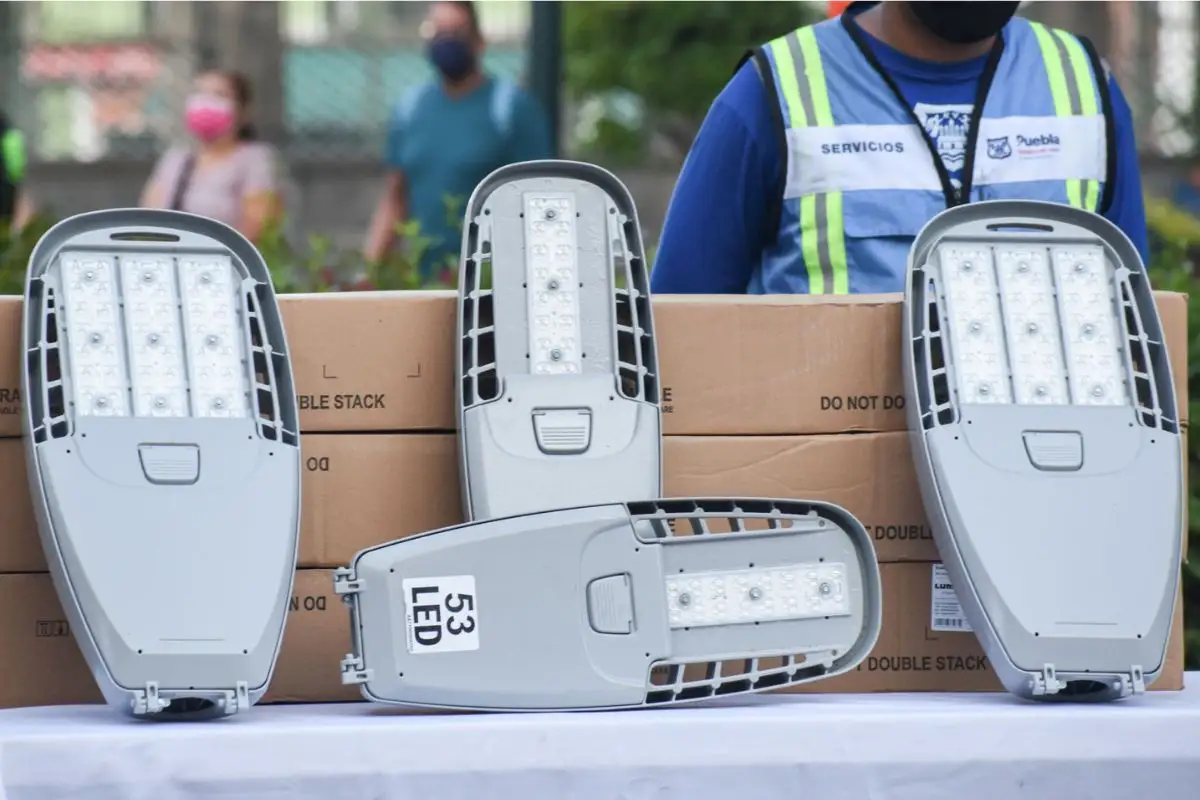 Ayuntamiento de Puebla rechaza conflicto de intereses en licitación de alumbrado público