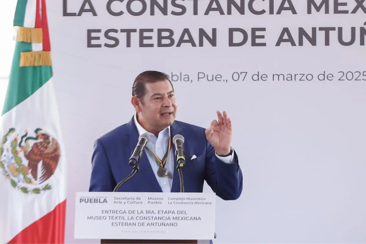 “No hacemos obras para molestar a nadie”, responde Armenta a estudiantes del CCU 1 Obras no son para molestar: respondió Alejandro Armenta a estudiantes