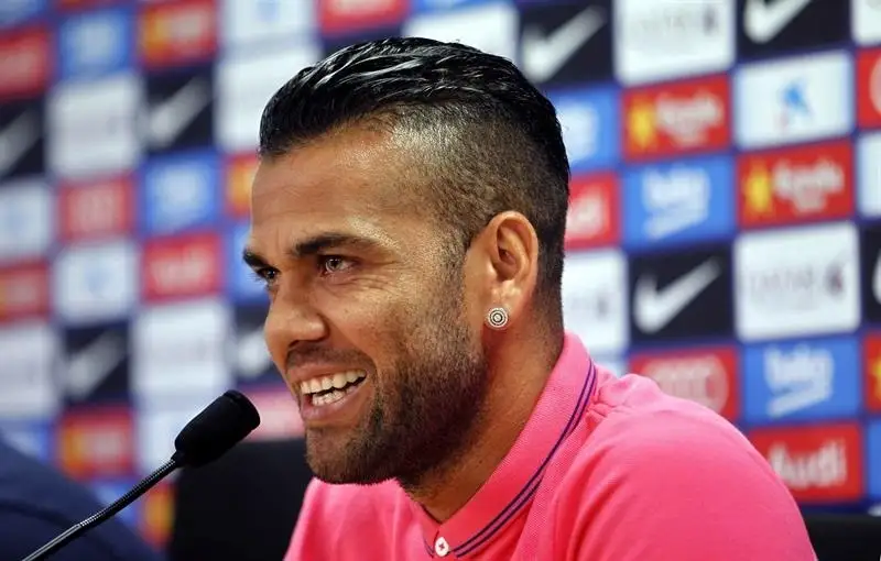 Tribunal absuelve a Dani Alves y su sentencia de cárcel queda revocada 2 Revocan sentencia de Dani Alves y lo absuelven por violación