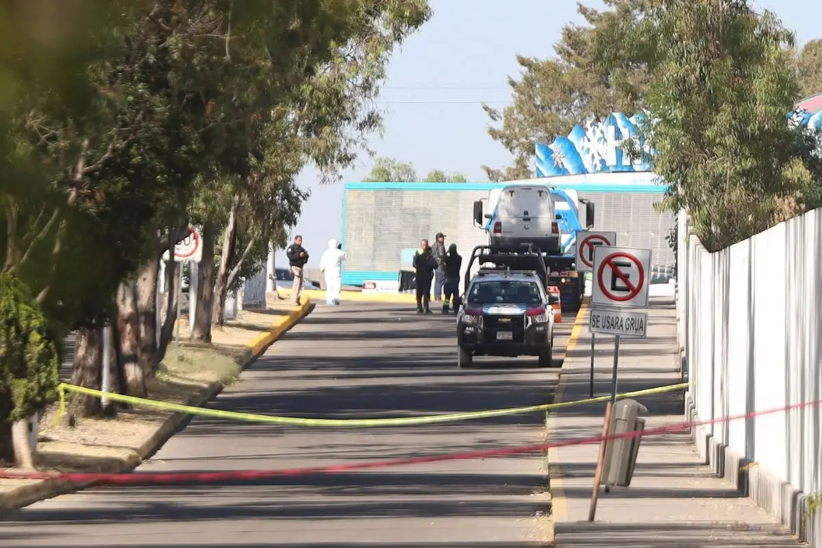 Hallan cinco cuerpos con narcomensaje en inmediaciones del Centro Expositor 1 dos cuerpos en los Fuertes de Loreto y Guadalupe