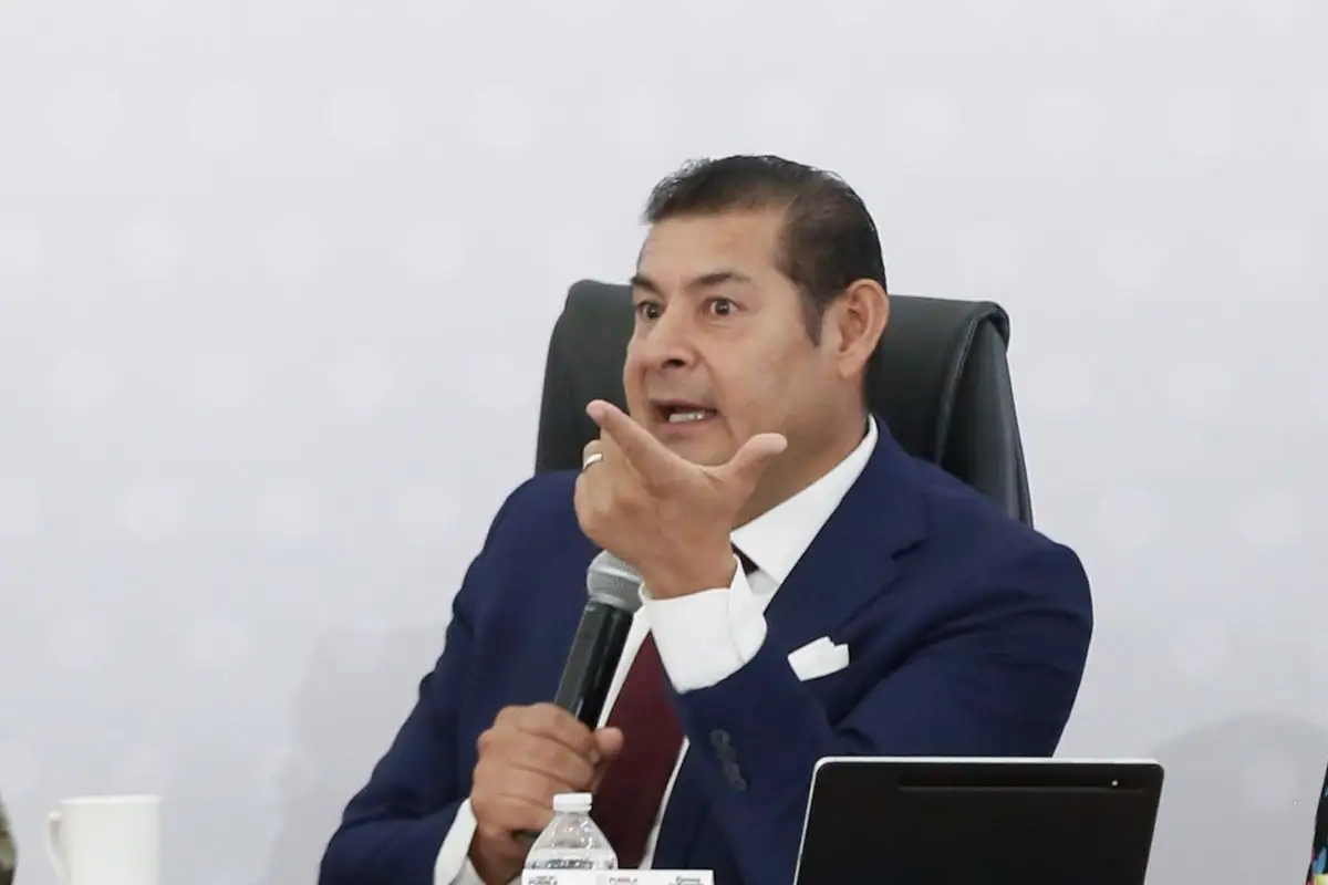 Armenta le recuerda a la 28 de Octubre que hizo negocios en el morenovallismo 2 28 de Octubre hizo negocios con el morenovallismo