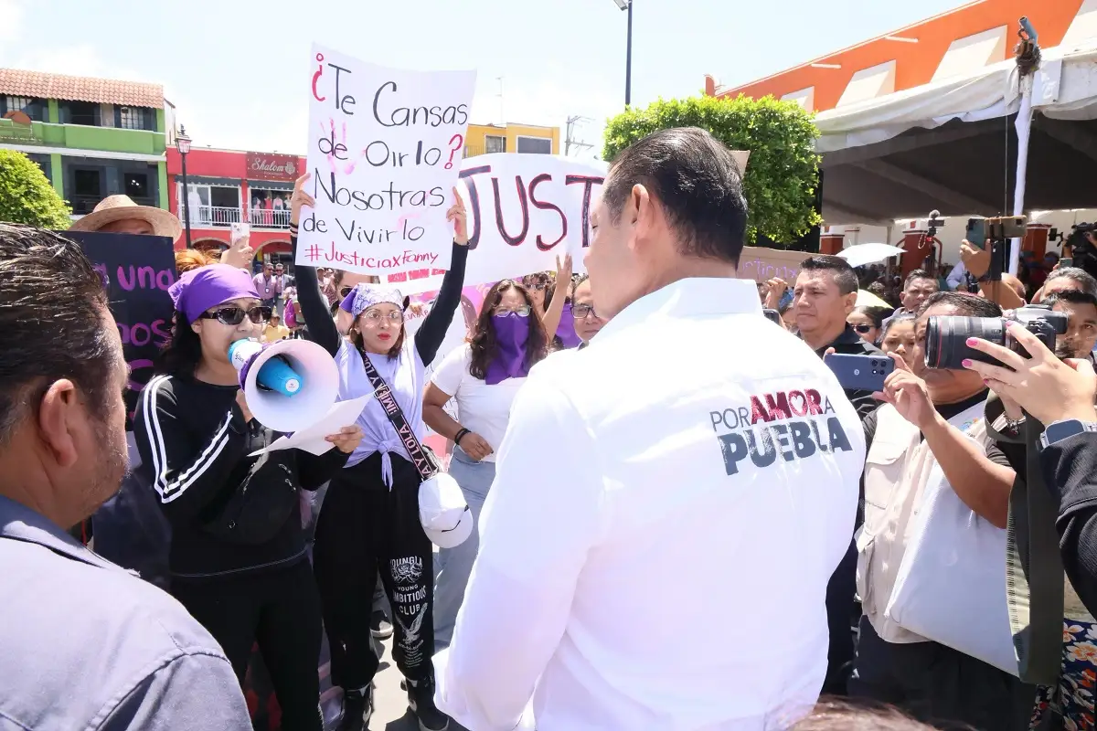 Armenta se reúne con familiares de Fanny Rodríguez, víctima de feminicidio;