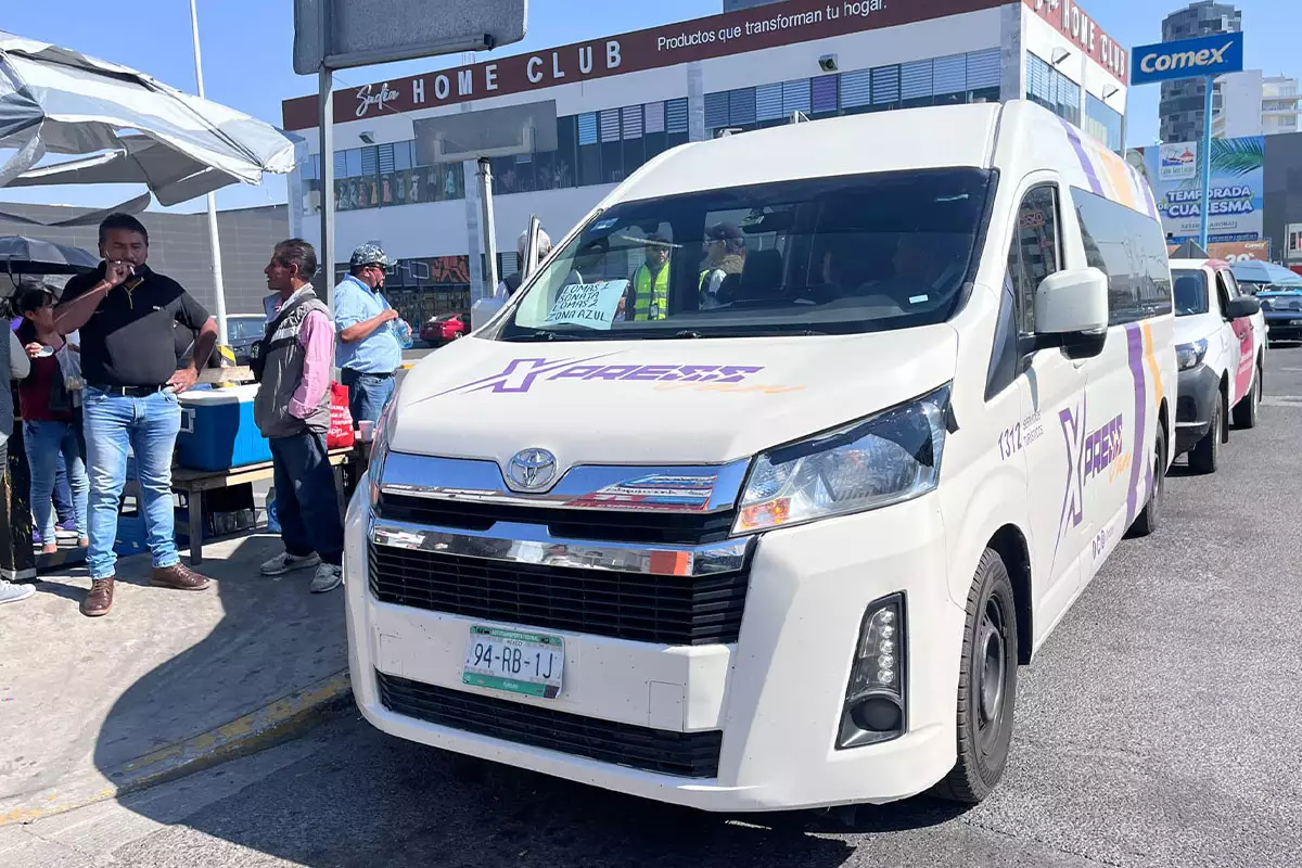 Servicio gratuito vs taxis rotulados: así se brinda el transporte en Lomas de Angelópolis