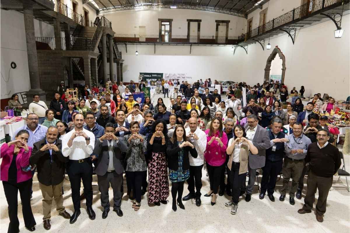 Casi 400 vacantes se ofertaron en la Feria del Empleo 2025 de Zacatlán