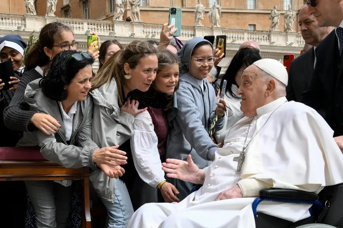 VIDEO: El Papa Francisco reaparece en Domingo de Ramos tras delicado estado de salud 1 El Papa Francisco reaparece en Domingo de Ramos tras delicado estado de salud