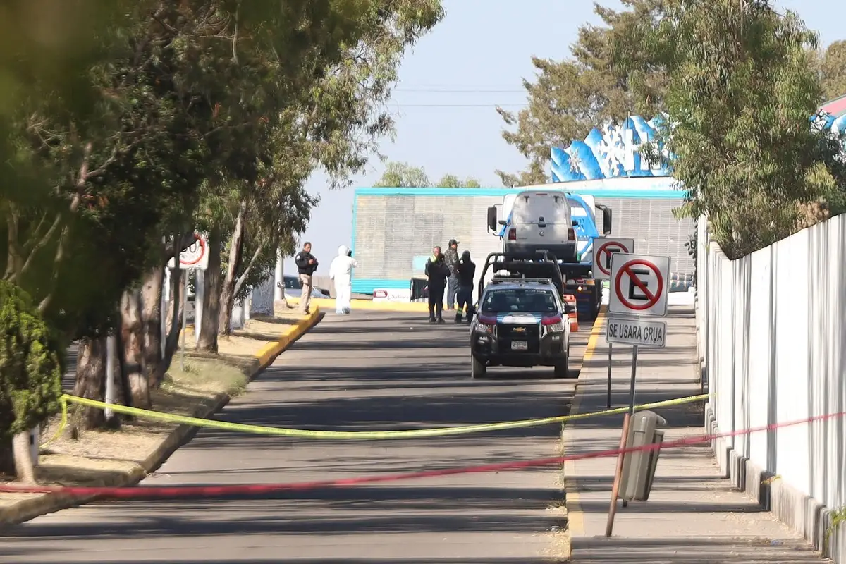 En cateo en Lomas de Angelópolis, detienen a 12 ligados con cuerpos hallados en Los Fuertes