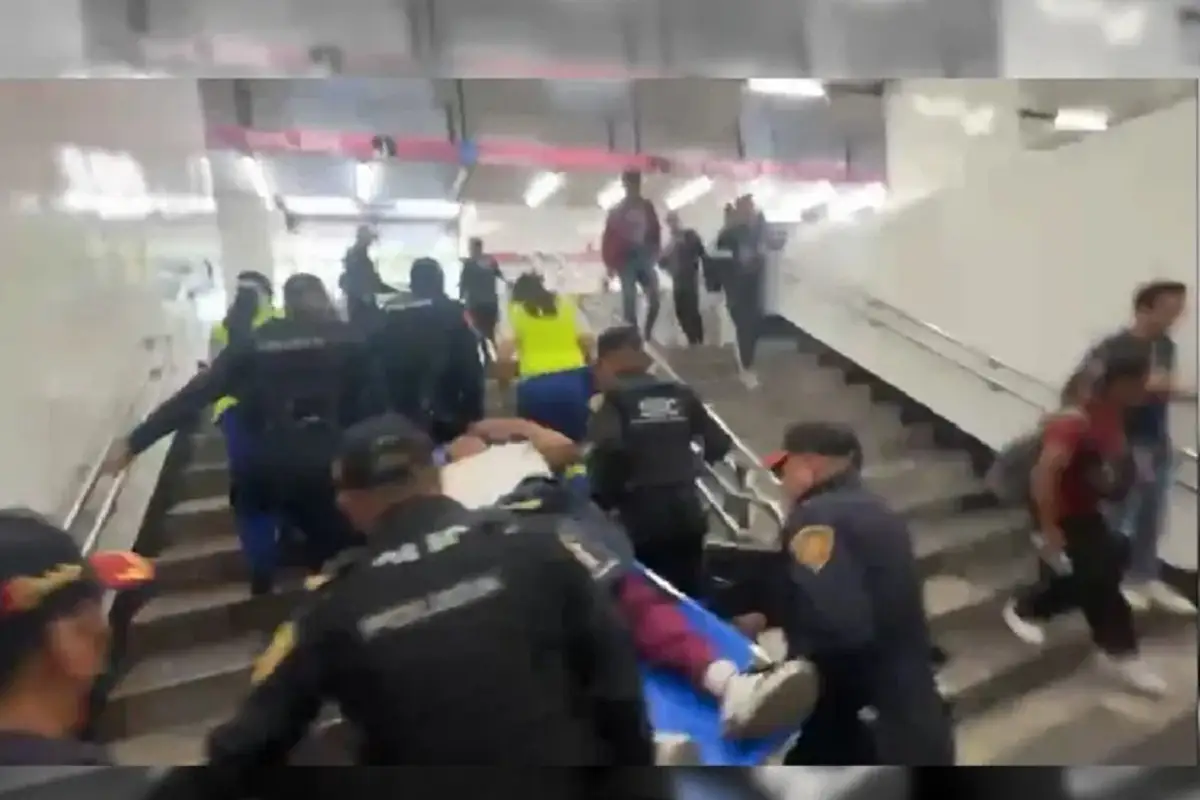 Joven recibe pinchazo en el Metro de la CDMX