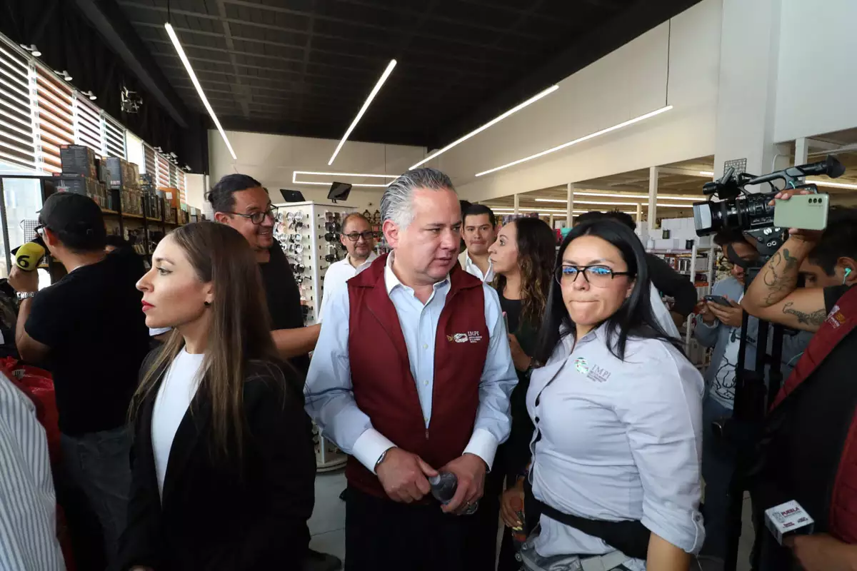 Operativo y decomiso Super Home Club 16