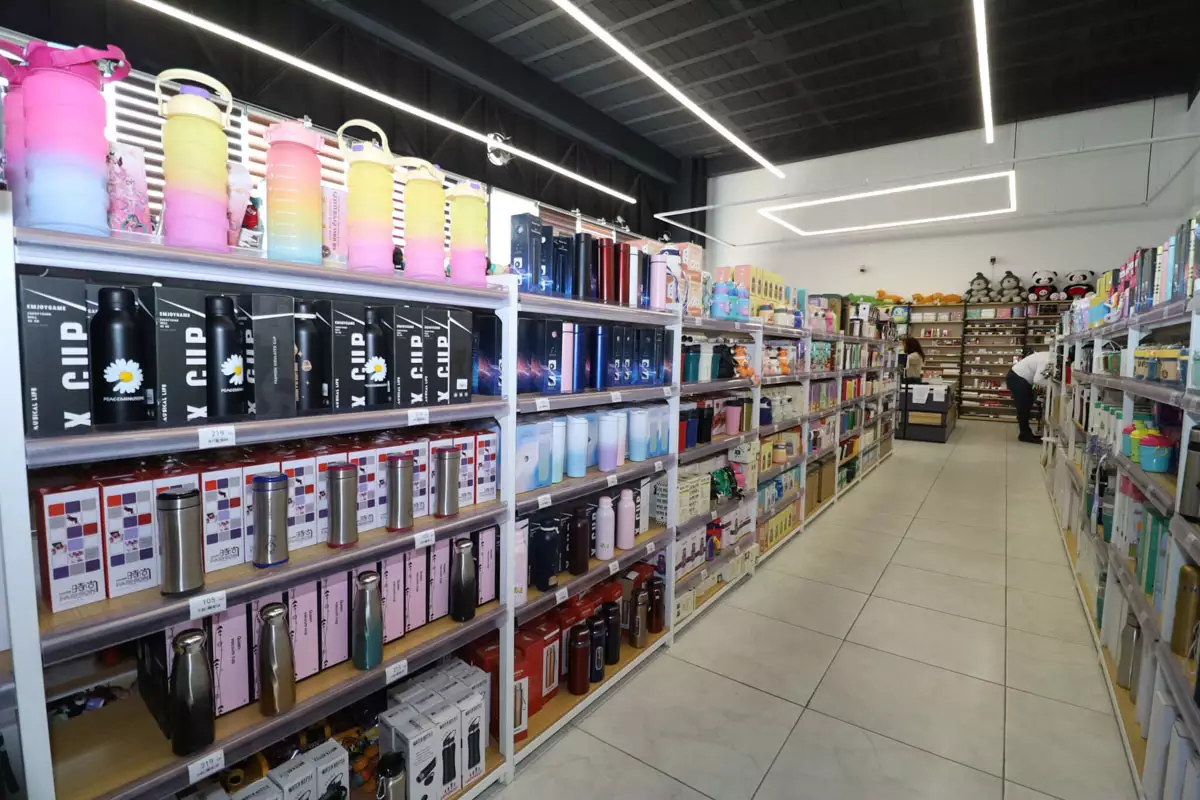 Operativo y decomiso Super Home Club