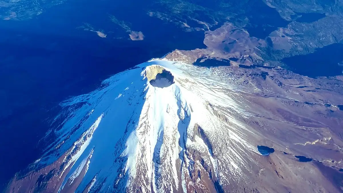 Pico de Orizaba podría despertar; estas serían las zonas en riesgo 3 Pico de Orizaba podría estar despertando: advierten aumento de actividad volcánica y pérdida inminente de glaciares