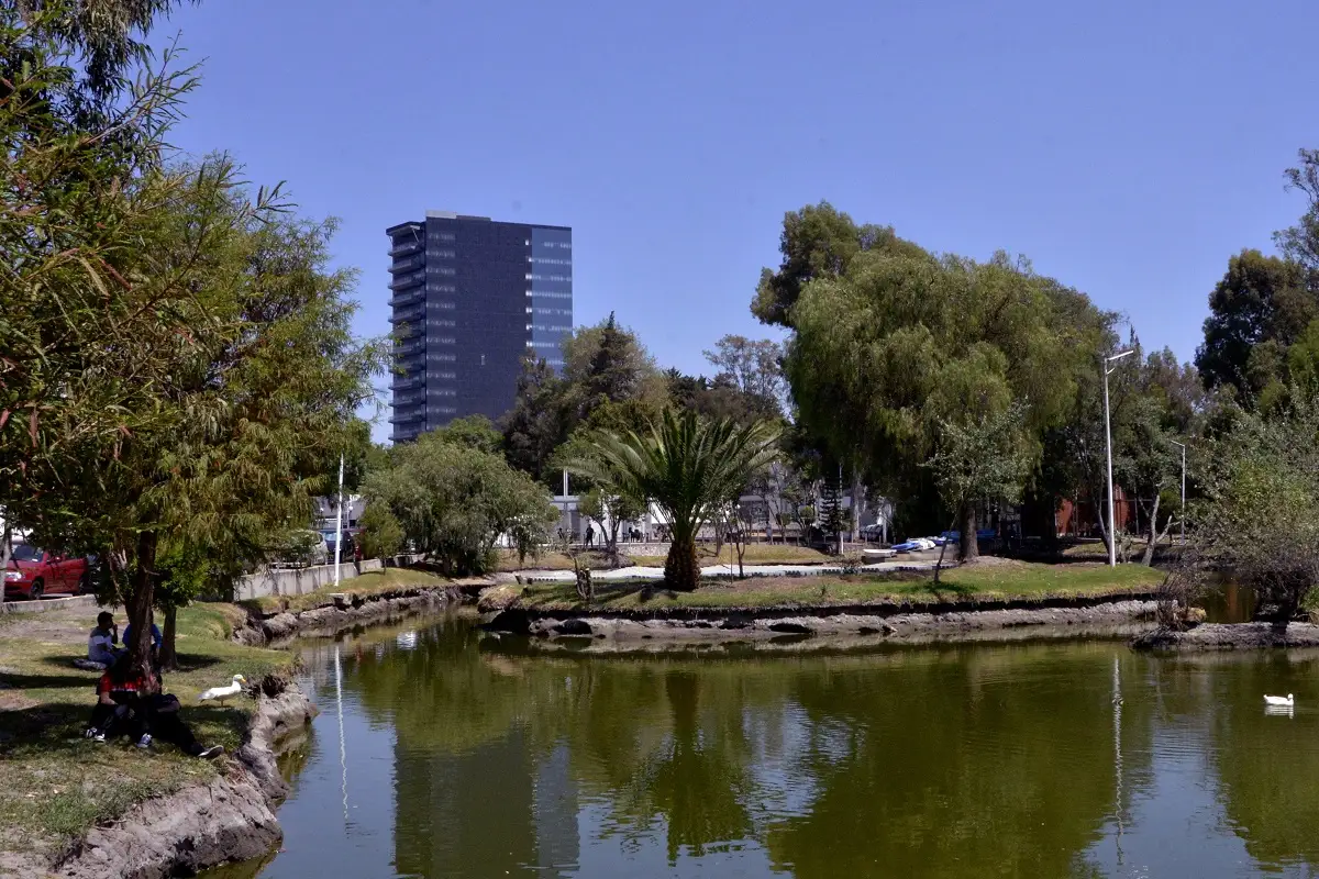 Restaura BUAP laguna de Ciudad Universitaria 1 Restaura BUAP laguna de Ciudad Universitaria