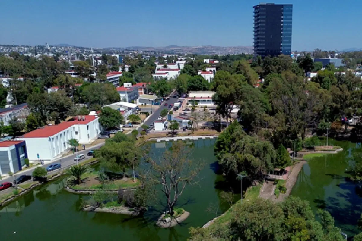 Restaura BUAP laguna de Ciudad Universitaria