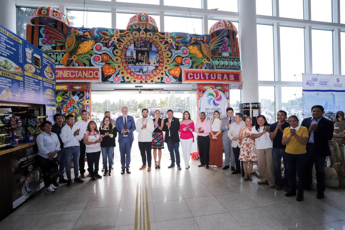 San Andrés Cholula lleva su cultura al Aeropuerto Internacional de Puebla 2 San Andrés Cholula lleva su cultura al Aeropuerto Internacional de Puebla
