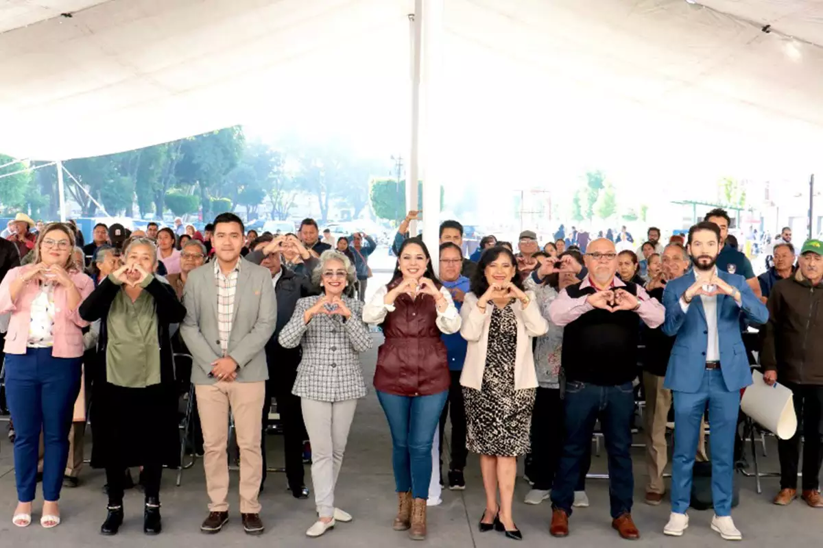 Tonantzin Fernandez en la quinta edicion del programa Miercoles Ciudadano Escuchando a Cholula 4