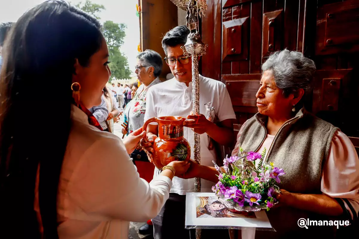 Tonantzin Fernández fortalece la identidad de San Pedro Cholula en la Tlahuanca 2025 8 Tonantzin Fernandez fortalece la identidad de San Pedro Cholula en la Tlahuanca 2025 3