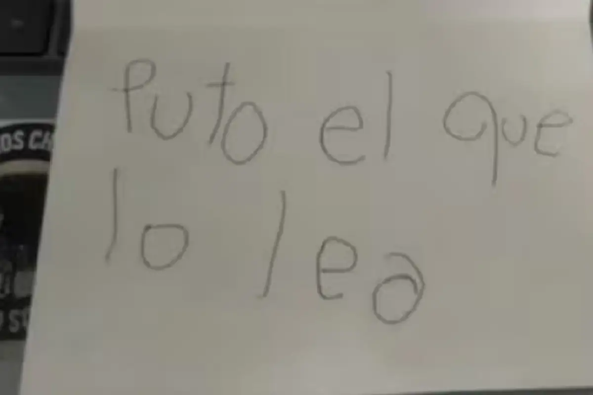 Diputado de la CDMX escribe p*to el que lo lea en papeleta del voto secreto