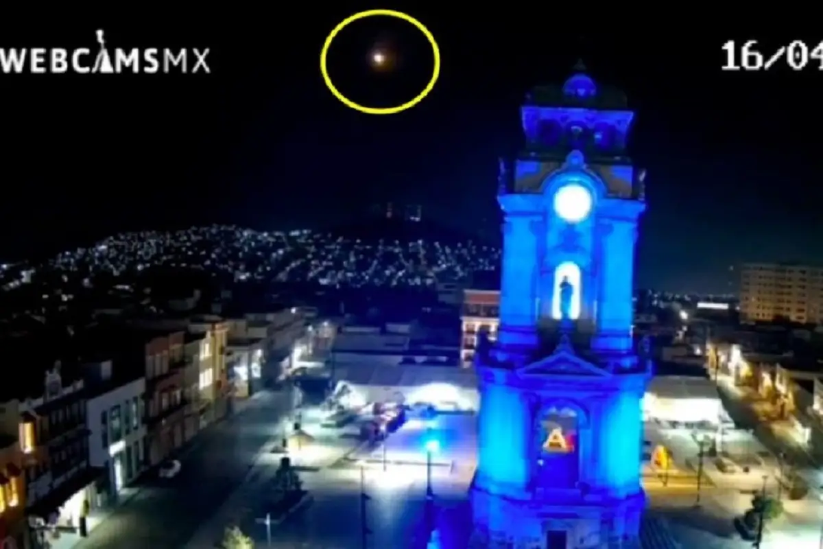 Un meteorito exploto sobre la CDMX 1