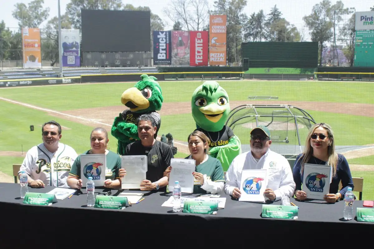 Trabajadores del SNTSS Puebla tendrán beneficios