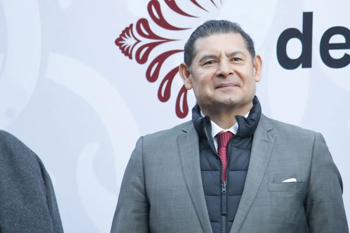 Secretaría Anticorrupción investigará desvío de recursos en Huejotzingo: Armenta