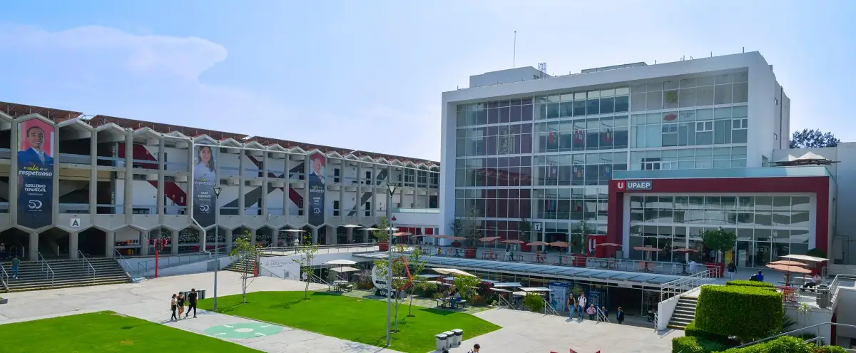 Estudiante de la UPAEP cae desde la terraza del edificio de posgrados