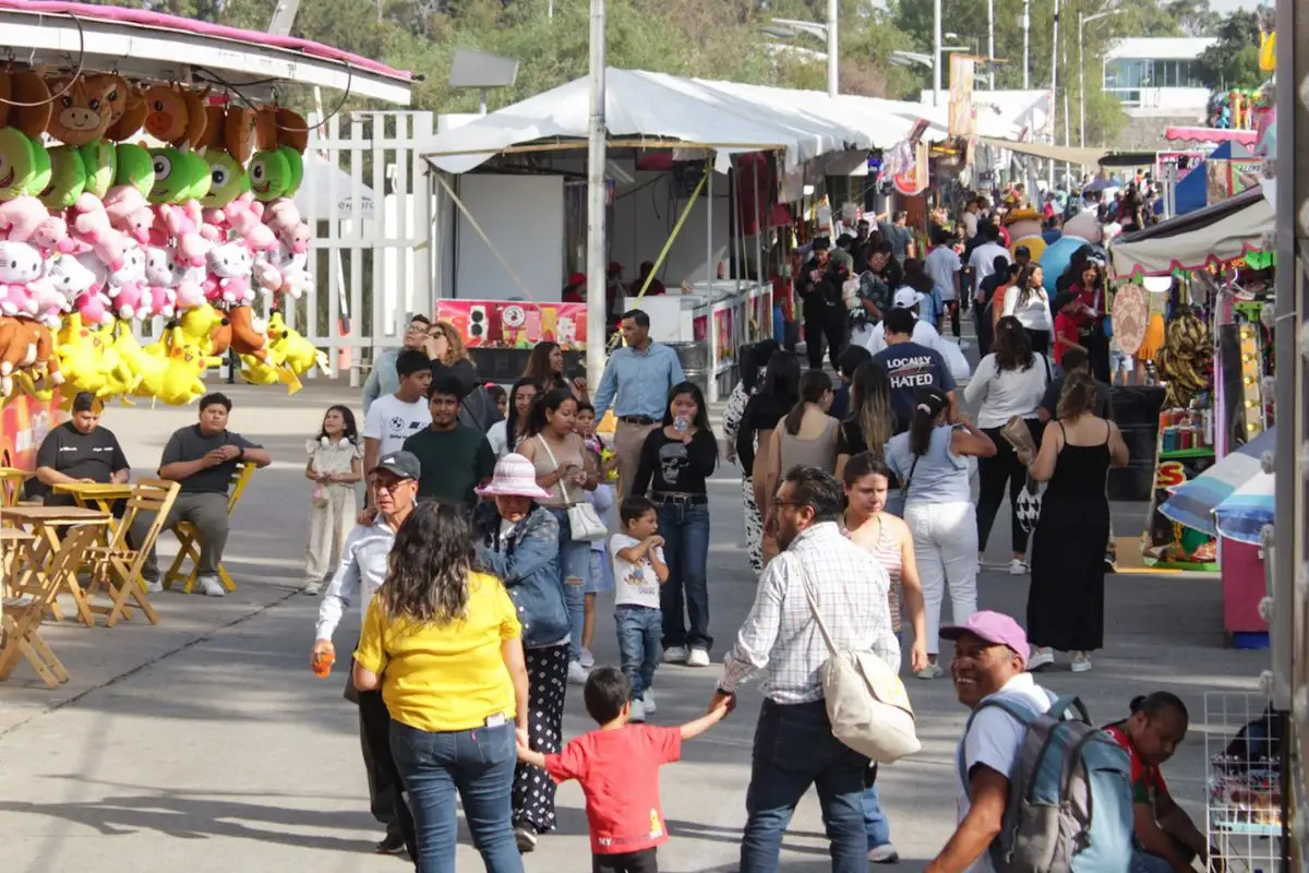 ¿Qué hacer en la Feria de Puebla 2025 el 29 de abril? Actividades y concierto de Farruko