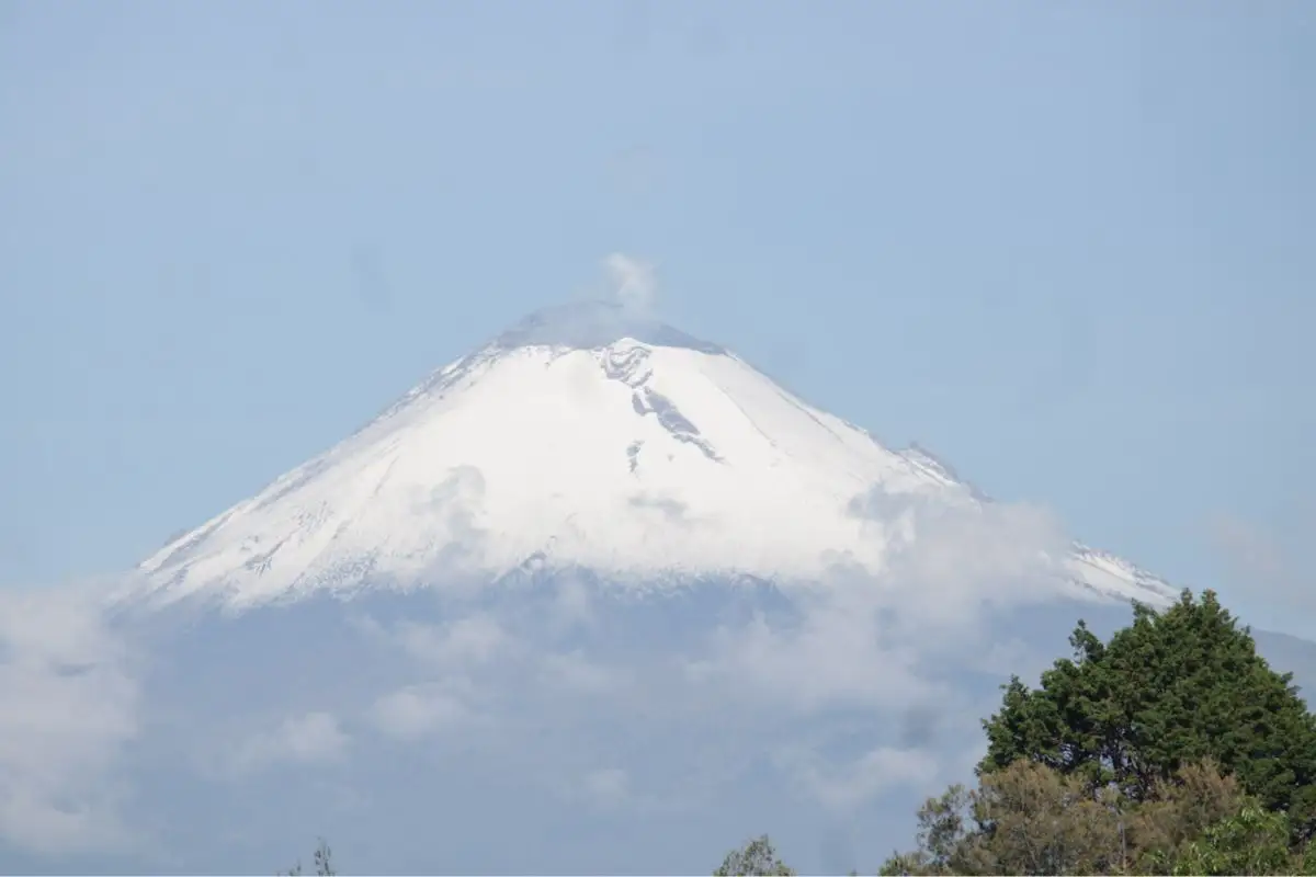 Así se ve el interior del cráter del volcán Popocatépetl 1 Así se ve el interior del cráter del Popocatépetl