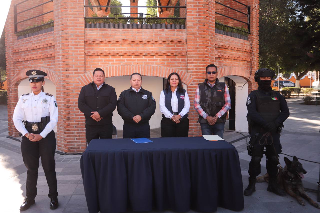 Presenta Lupita Cuautle Operativo "Semana Santa Segura 2025" 1 Presenta Lupita Cuautle Operativo "Semana Santa Segura 2025"