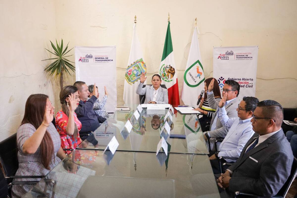 Reafirma Lupita Cuautle su compromiso con el gobierno abierto al instalar la Comisión Intersecretarial 2 Reafirma Lupita Cuautle su compromiso con el gobierno abierto al instalar la Comisión Intersecretarial