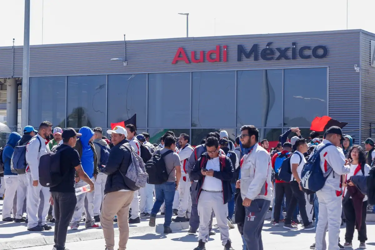 Sindicato de Audi México solicitará aumento salarial del 10% directo
