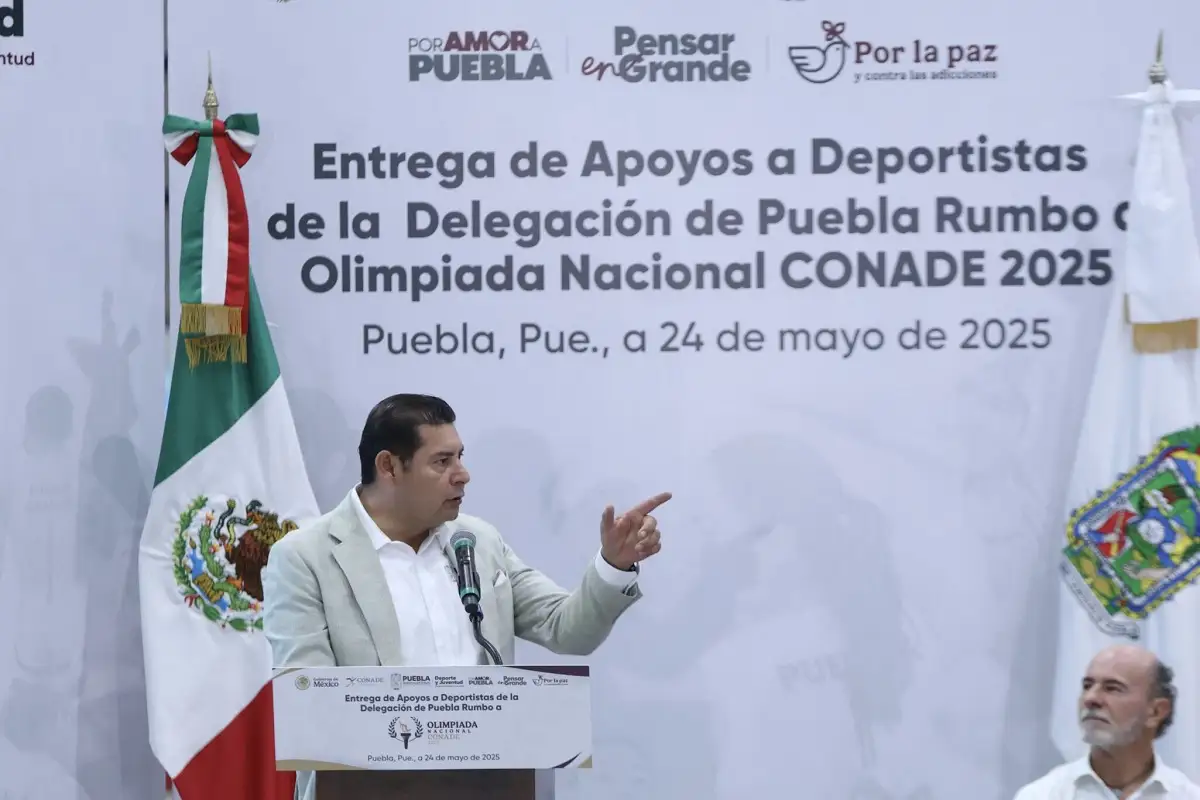 Funcionarios de Puebla bajo investigación, revela gobernador Alejandro Armenta