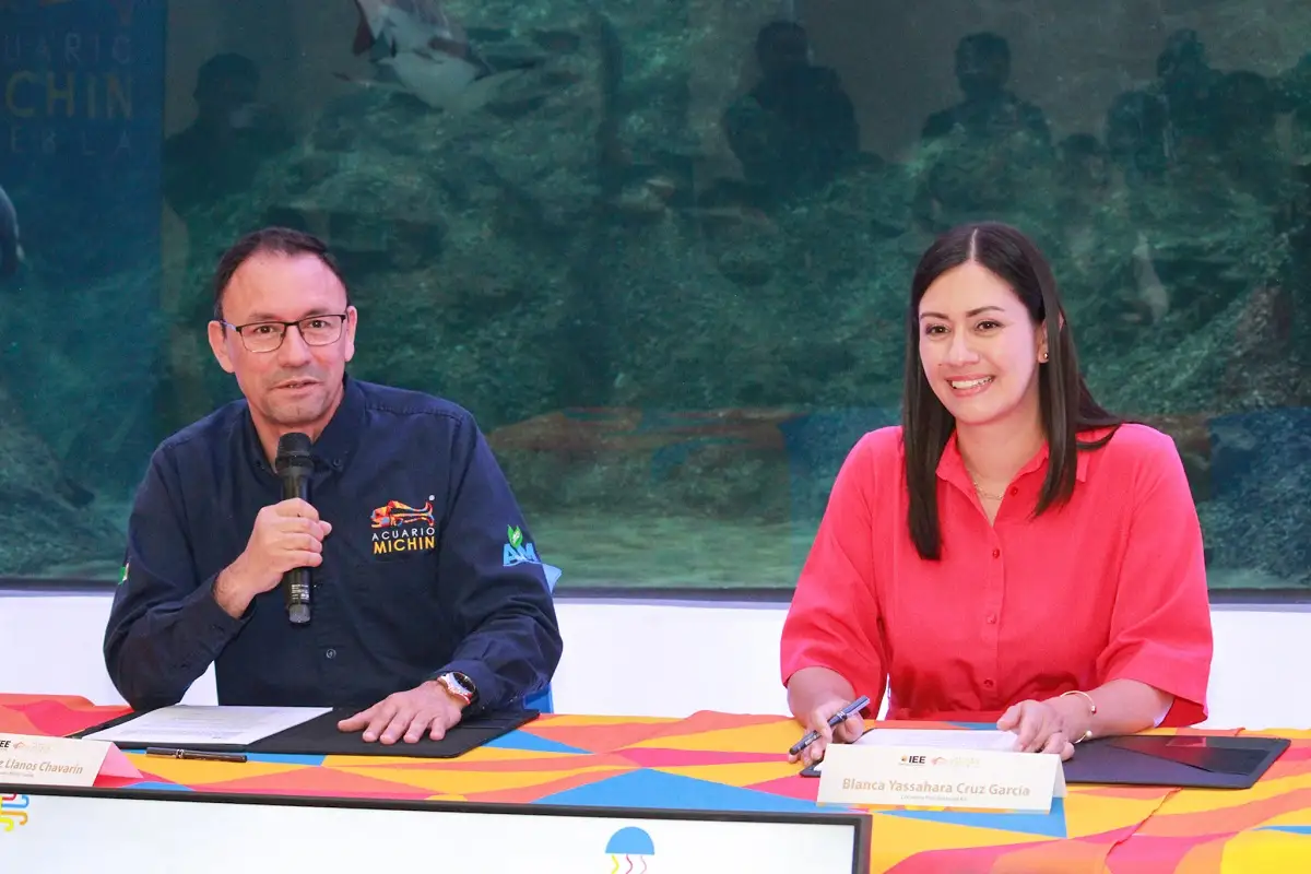 IEE y Acuario Michin firman convenio para promover la educación cívica en Puebla