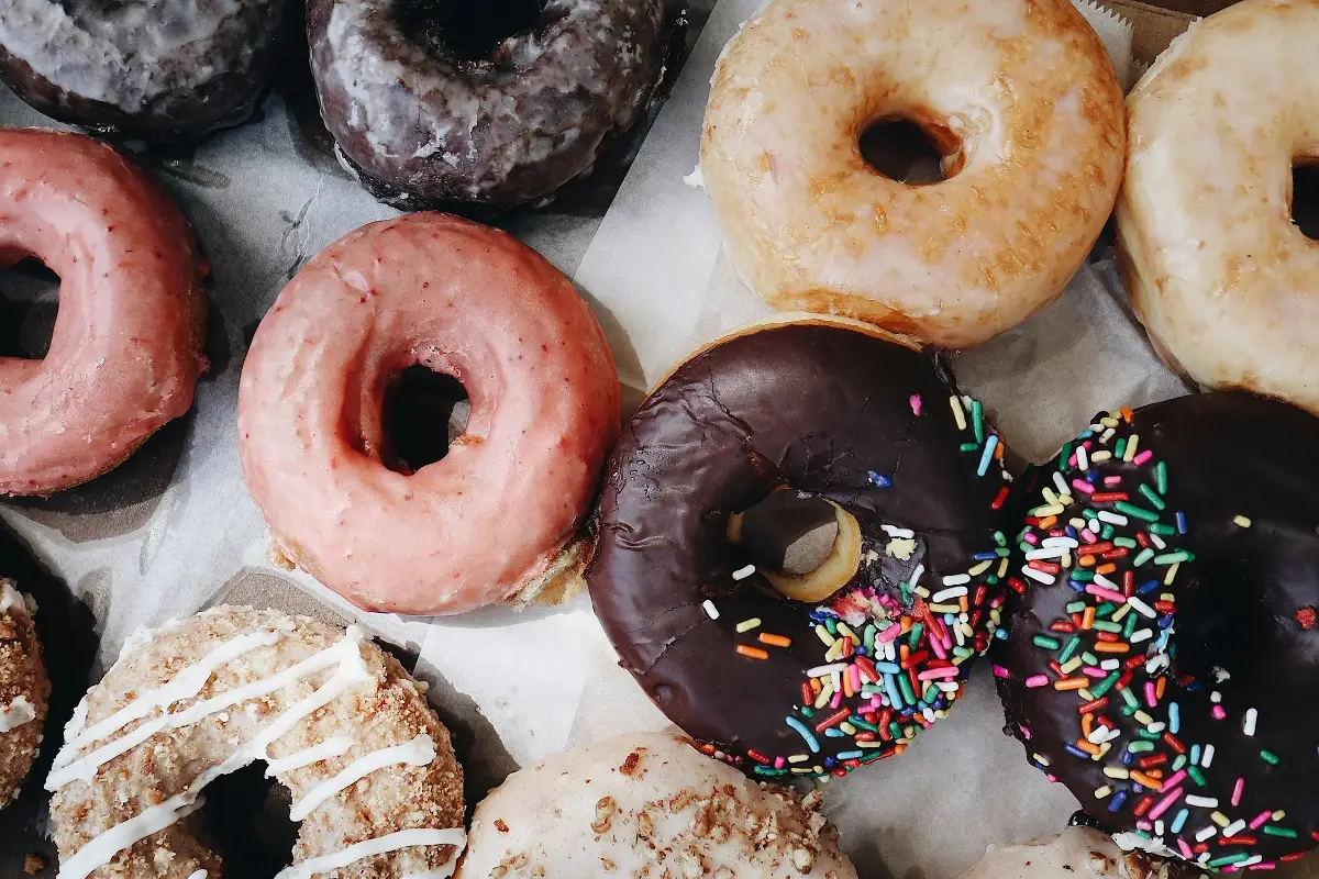 Joven asesina a adulto mayor por el ruido que hacía en su puesto de donas en Zapopan