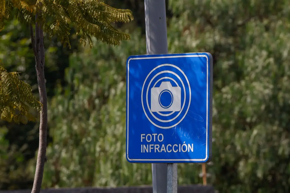 Nuevas fotomultas en Puebla captarán uso de celular, cinturón desabrochado y vueltas indebidas 1 Nuevas fotomultas en Puebla captarán uso de celular, cinturón desabrochado y vueltas indebidas