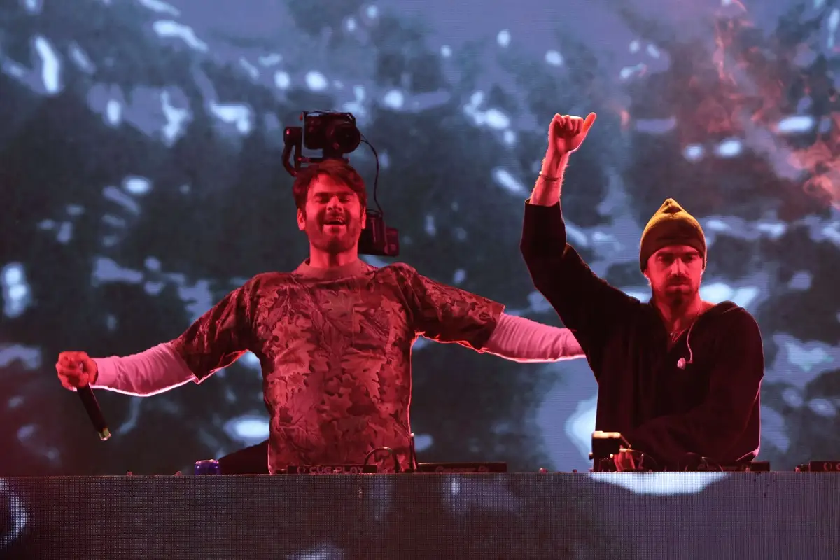 The Chainsmokers en la Feria de Puebla 2025: un show con IA y pirotecnia 1 The Chainsmokers en la Feria de Puebla 2025 un show con IA y pirotecnia