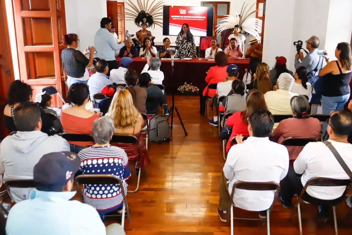 Tonantzin Fernandez transforma realidades desde los Miercoles Ciudadanos 2