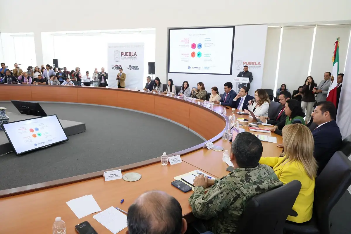 Alejandro Armenta promete instalar Consejo de Desarrollo