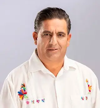 En cateo a la casa del alcalde de Ahuazotepec detienen a su hijo