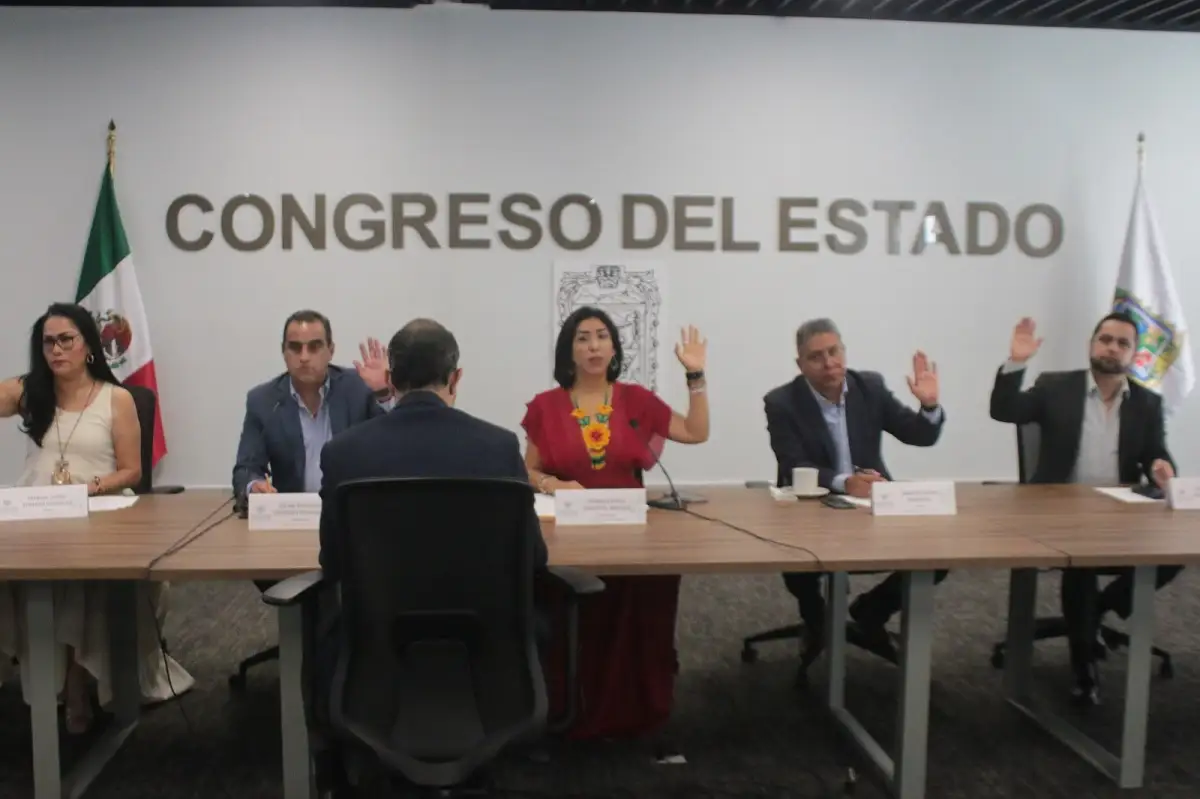 Aprueba Comisión del Congreso exhorto para ampliar puntos de cobro de casetas