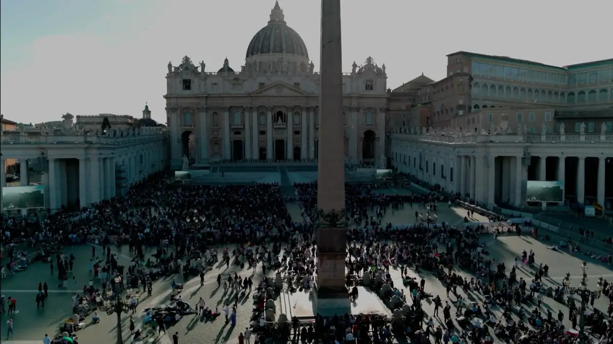 Inicia el cónclave 2025 y este es el cardenal que se perfila a ser el nuevo Papa