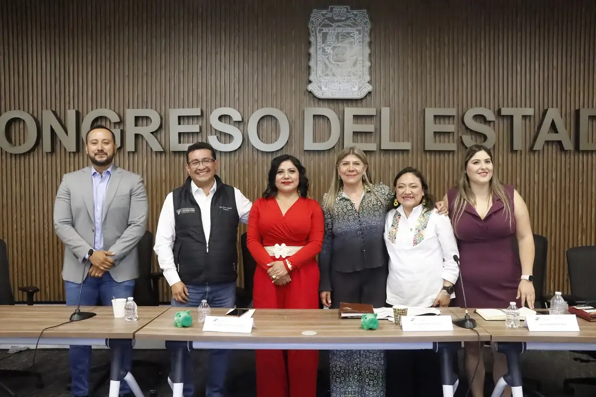 Realizan en el Congreso del Estado Conversatorio entre la Comunidad Migrante y Finabien