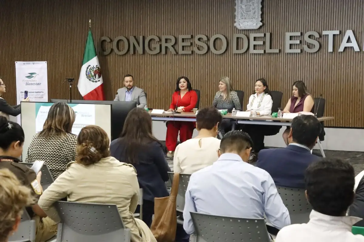 Realizan en el Congreso del Estado Conversatorio entre la Comunidad Migrante y Finabien 1 Realizan en el Congreso del Estado Conversatorio entre la Comunidad Migrante y Finabien