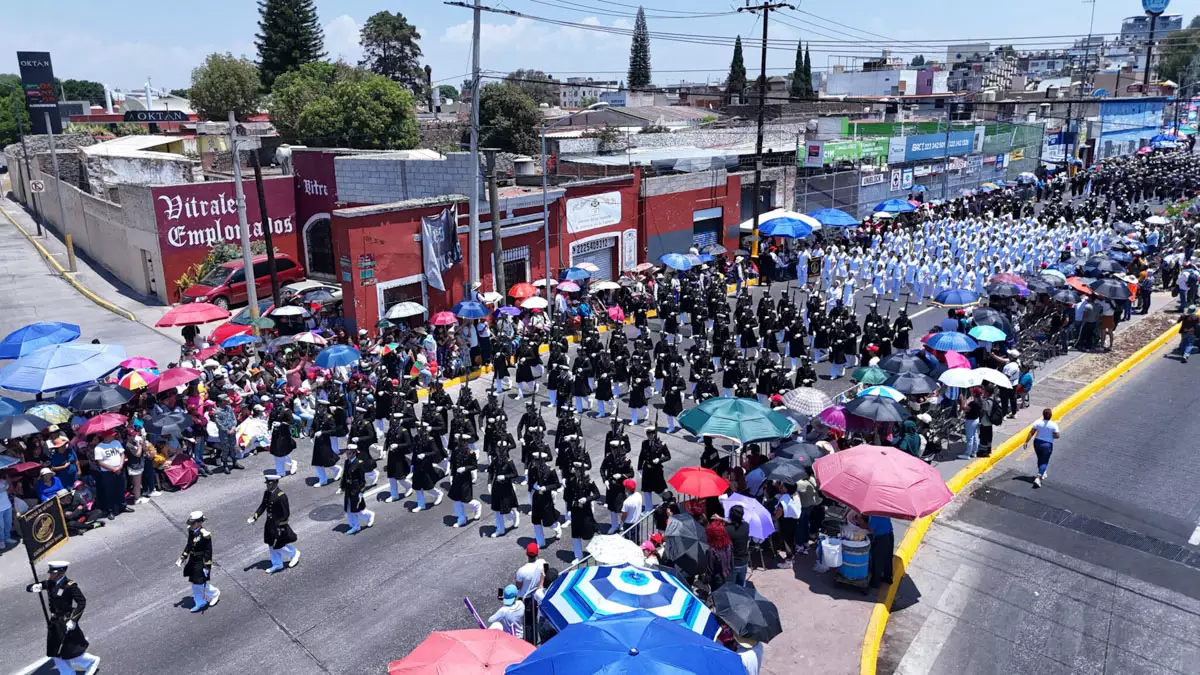 desfile puebla 5 de mayo 2025 carros Alegoricos 20