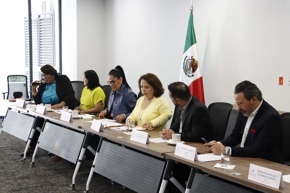 Avalan en Comisión del Congreso propuesta para difundir beneficios de lactancia materna