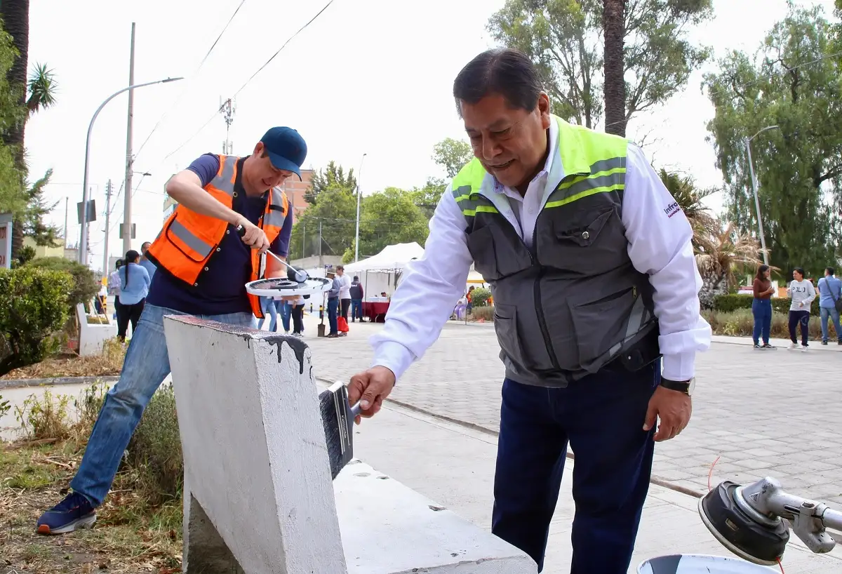 Colonos demuestran su amor a Puebla con Faena Comunitaria