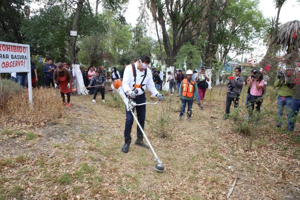 Colonos demuestran su amor a Puebla con Faena Comunitaria 1 Colonos demuestran su amor a Puebla con Faena Comunitaria