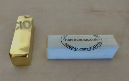 Estafan con falsos lingotes de oro a hombre en Puebla