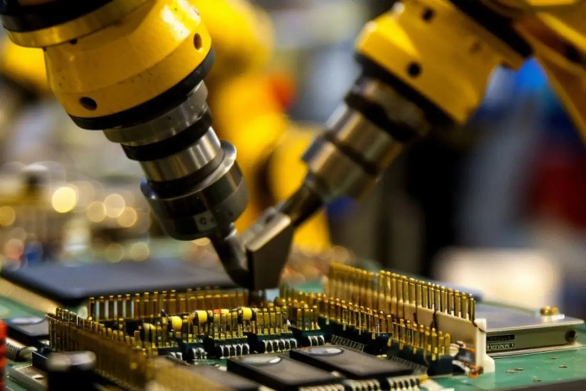 IPN invertirá en Puebla 5 mdp para fabricación de semiconductores 1 IPN invertirá en Puebla 5 mdp para fabricación de semiconductores