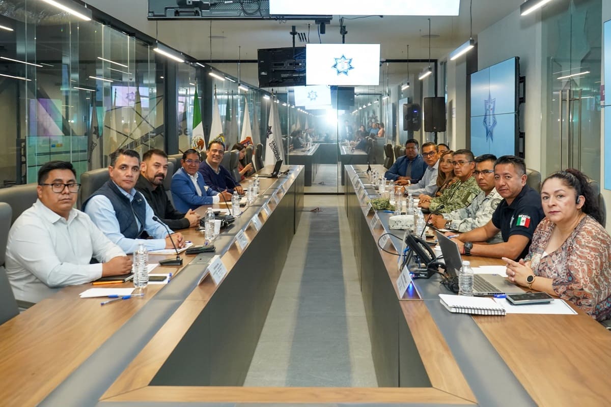 Prevalece la coordinación permanente en materia de seguridad para la paz social en la capital 1 mesa de seguridad para prevalecer la paz en Puebla