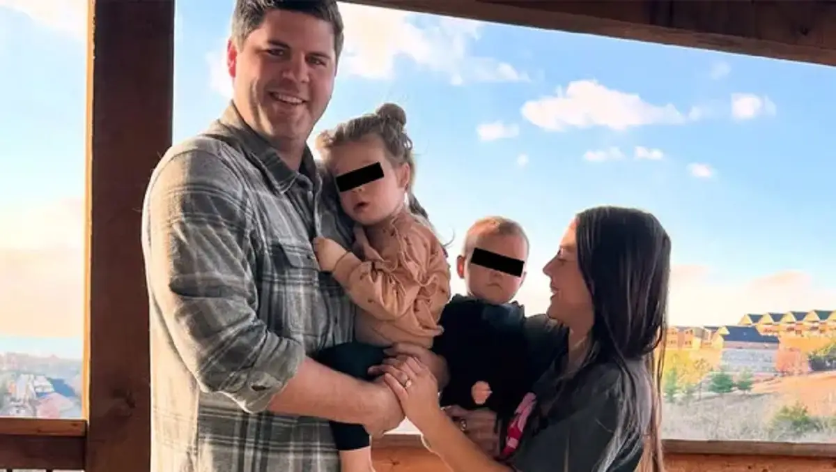 Muere la hija de la influencer Lizzie Kieffer a los 13 meses por una masa cerebral no detectada